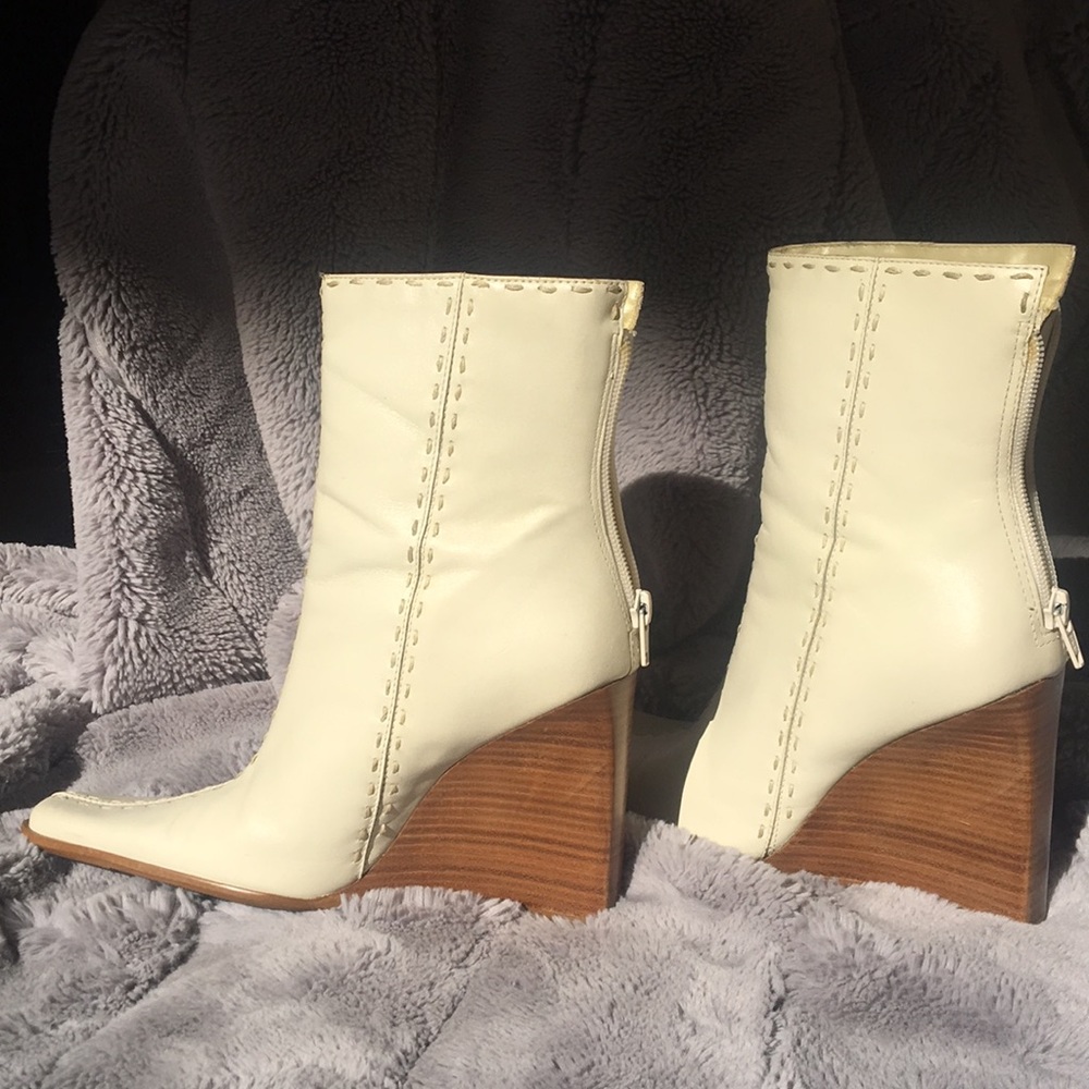 Wedge Boots White/Cream.